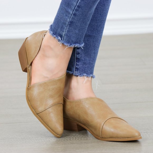 Tan Opened Side Pointy Toe Low Cut  Booties - Picture 3 of 7